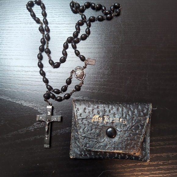Vintage Italy Stamped Rosary Sterling Silver Crucifix & Mary Cocoa Bean W/Pouch